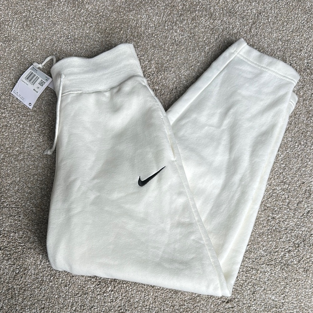 Nike Womens White Sweatpants